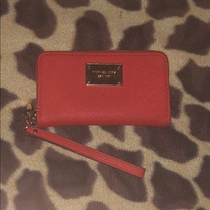 Michael Kors Wallet Wristlet